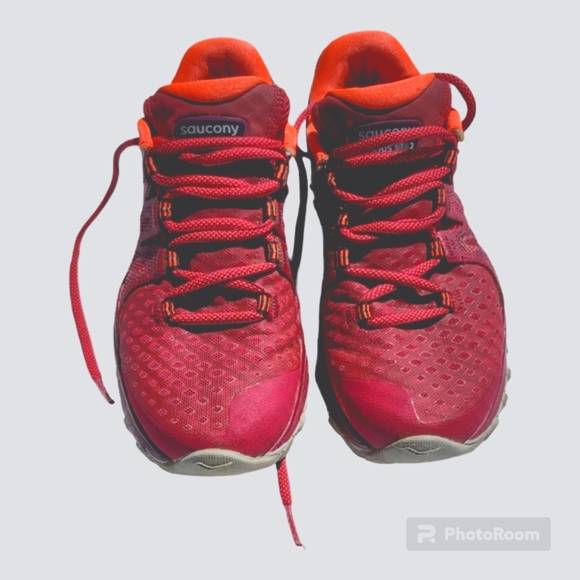 Womans Saucony Xodus ISO 2 athletic running  shoes Size 6 - Picture 2 of 3